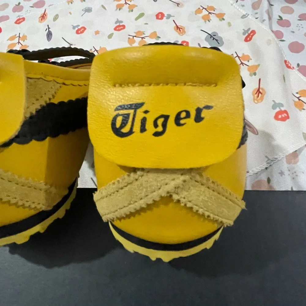 Onitsuka Tiger by Asics Yellow and Black Mary Jane Flats